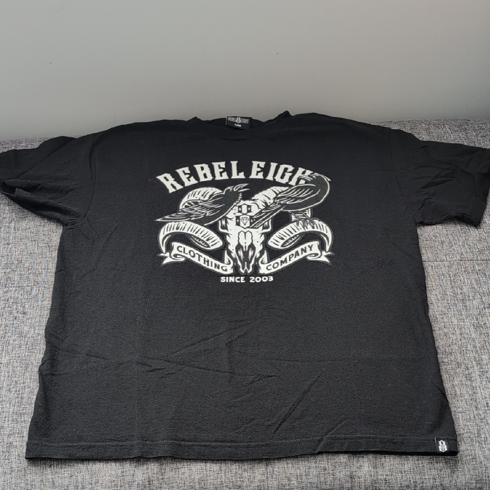Rebel 8 Men's Tee